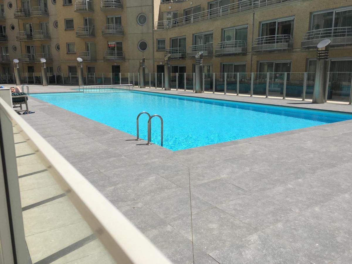 Apartment 4 Pers Met Frontaal Zeezicht & Prive Zwembad