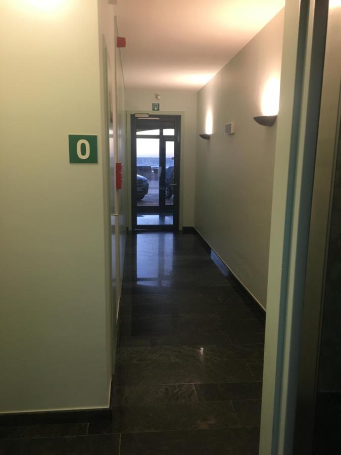 4 Pers Met Frontaal Zeezicht & Prive Zwembad Apartment Ostend